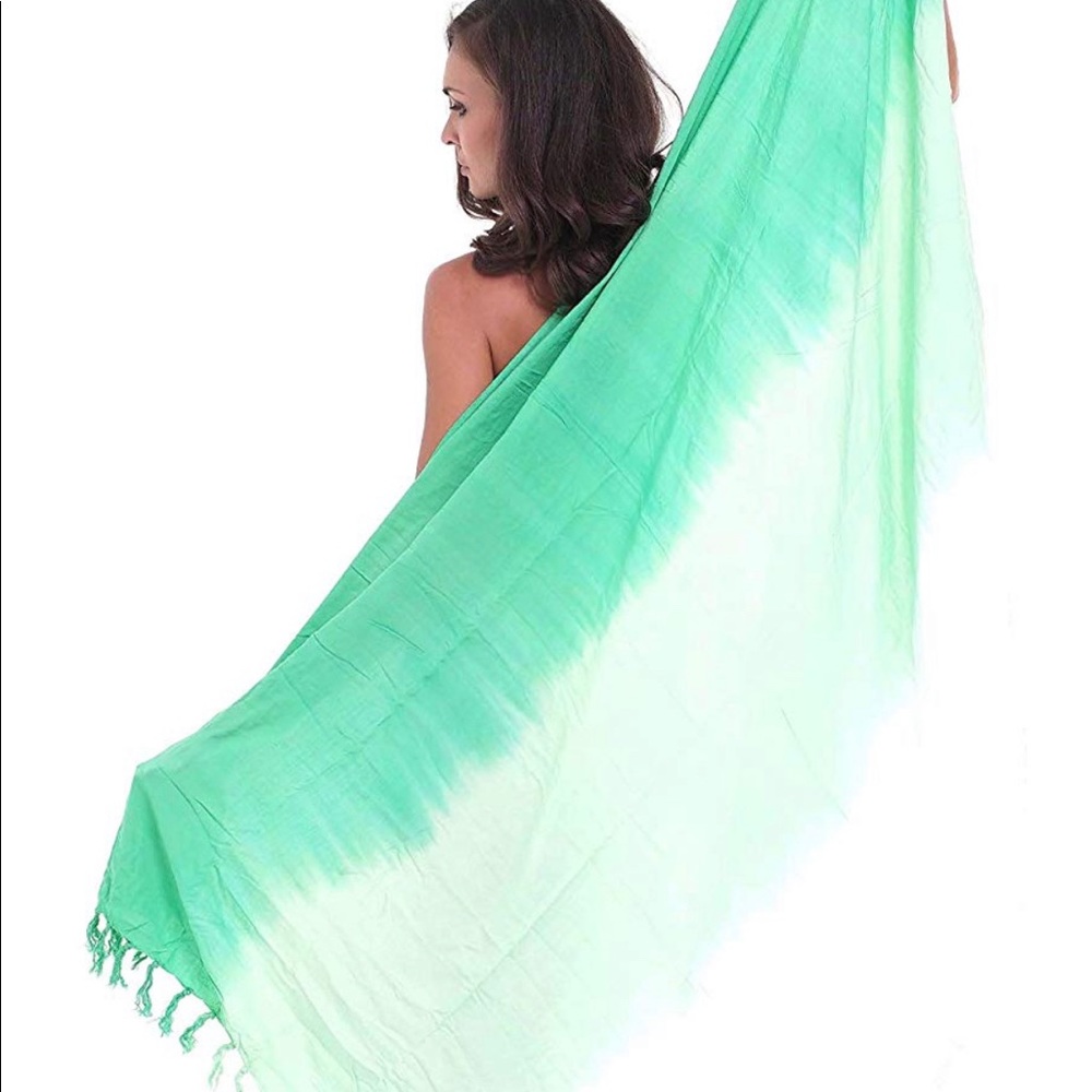 Green and white tie dye Surong. One size